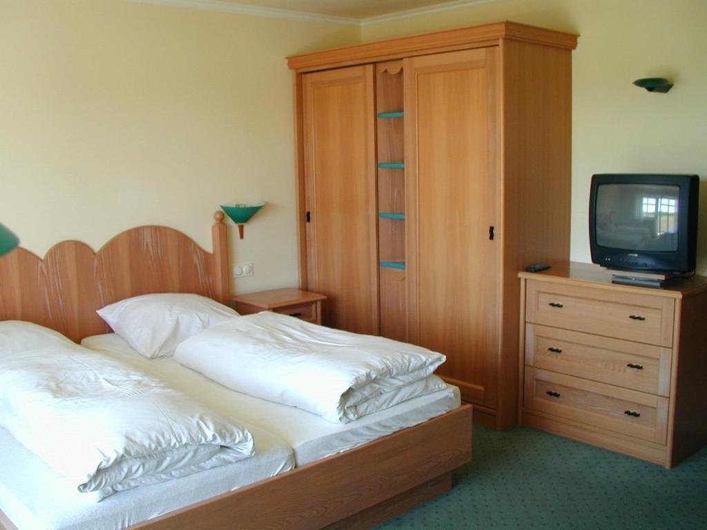 Kurhotel Wuerdinger Hof باد فسينغ الغرفة الصورة